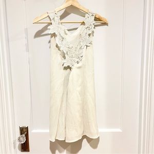 ⭐️ Tea & Cup White Mini Dress Lace Criss Cross Back S